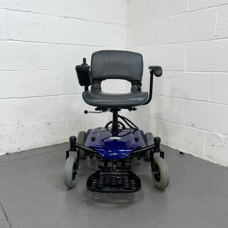 Photo of the Front of a Used, Blue and Black Careco Fenix Second-hand Powerchair. Careco Fenix Powerchair