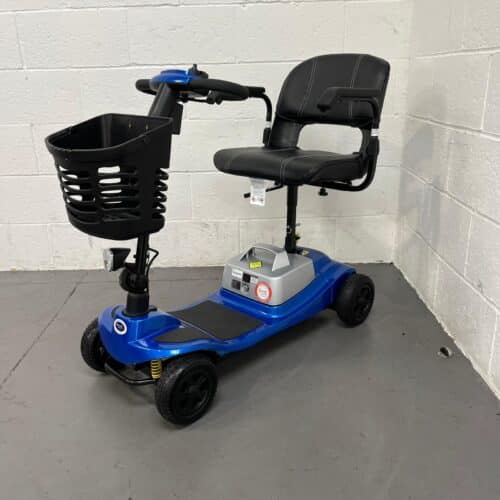 Photo showing a three-quarter view of the left side and front of a blue Clearwell Aguna Comfort second-hand mobility scooter.
