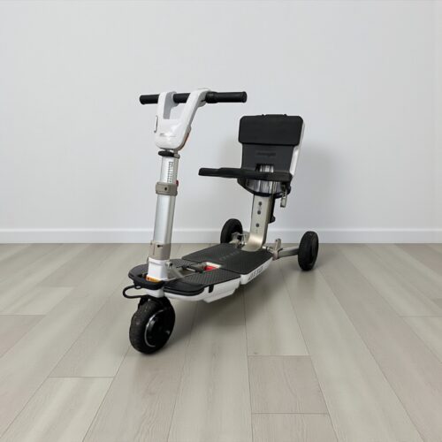 Photo showing a three-quarter view of the left of a White, Movinglife Atto Second hand mobility scooter.