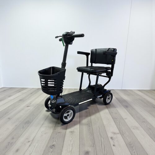 Photo showing a three-quarter view of the left of a Blue, Komfi Rider Mirage Second hand mobility scooter.